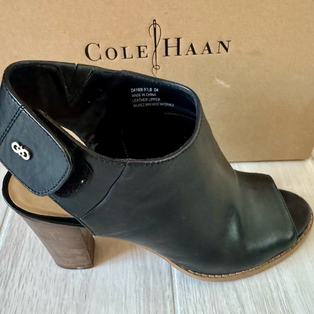 Cole Haan Black Leather Heels with Slingback